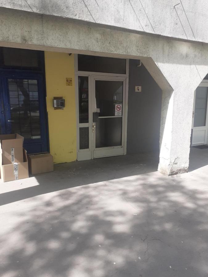 Jokai Apartman Bekescsaba Exterior foto