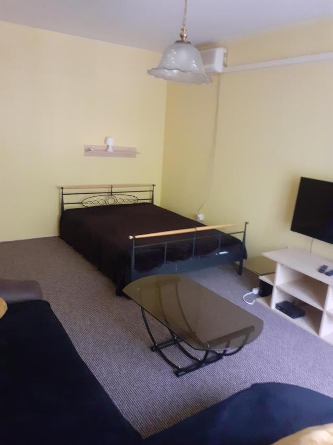 Jokai Apartman Bekescsaba Exterior foto